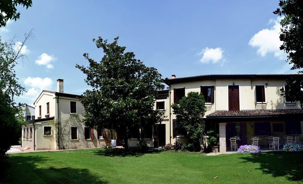 Casa Camilla Bed & Breakfast