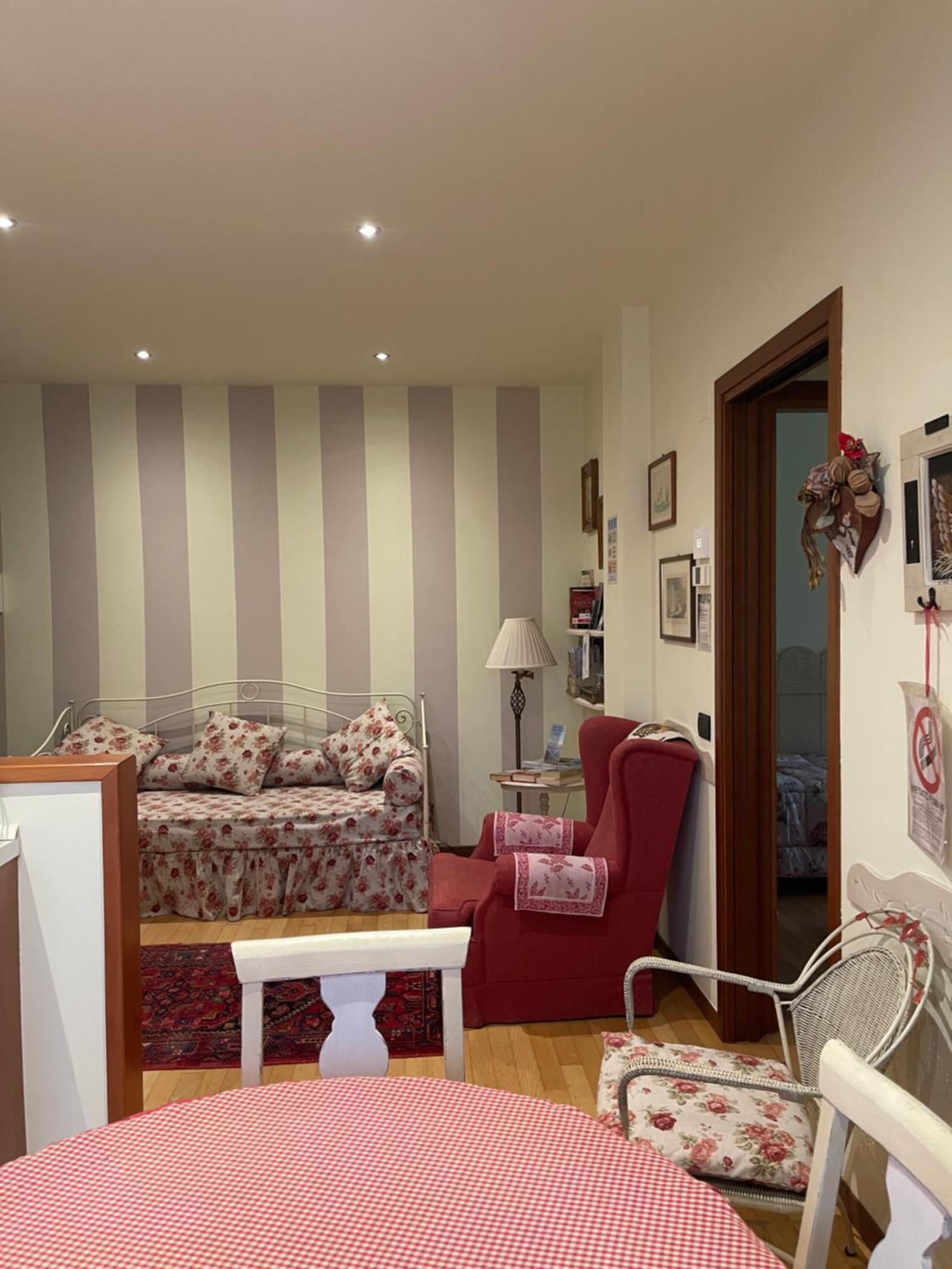 Casa Camilla Bed & Breakfast