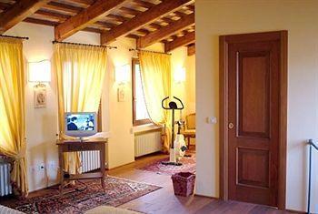 Casa Camilla 3* Padova